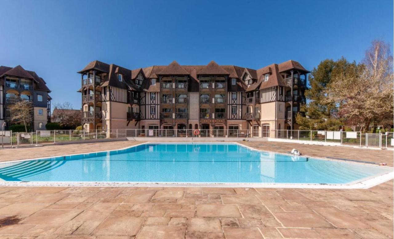 Le Birdie 2102- Bel Appartement Pour 4 Dans Residence Golf Avec Piscine 多维尔 外观 照片